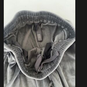 SKIMS Charcoal Velvet Jogger Pants